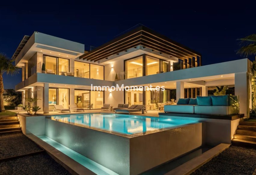 Wiederverkauf - Villa - El Paraiso - New Golden Mile