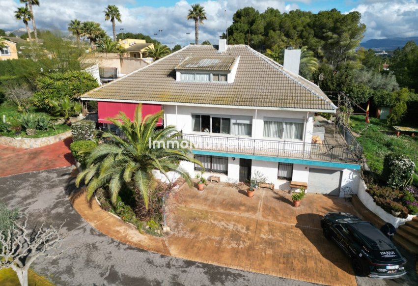 Wiederverkauf - Villa - Elda - Elda Centro