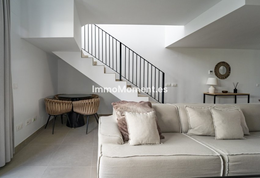 Wiederverkauf - Villa - Estepona  - Cancelada