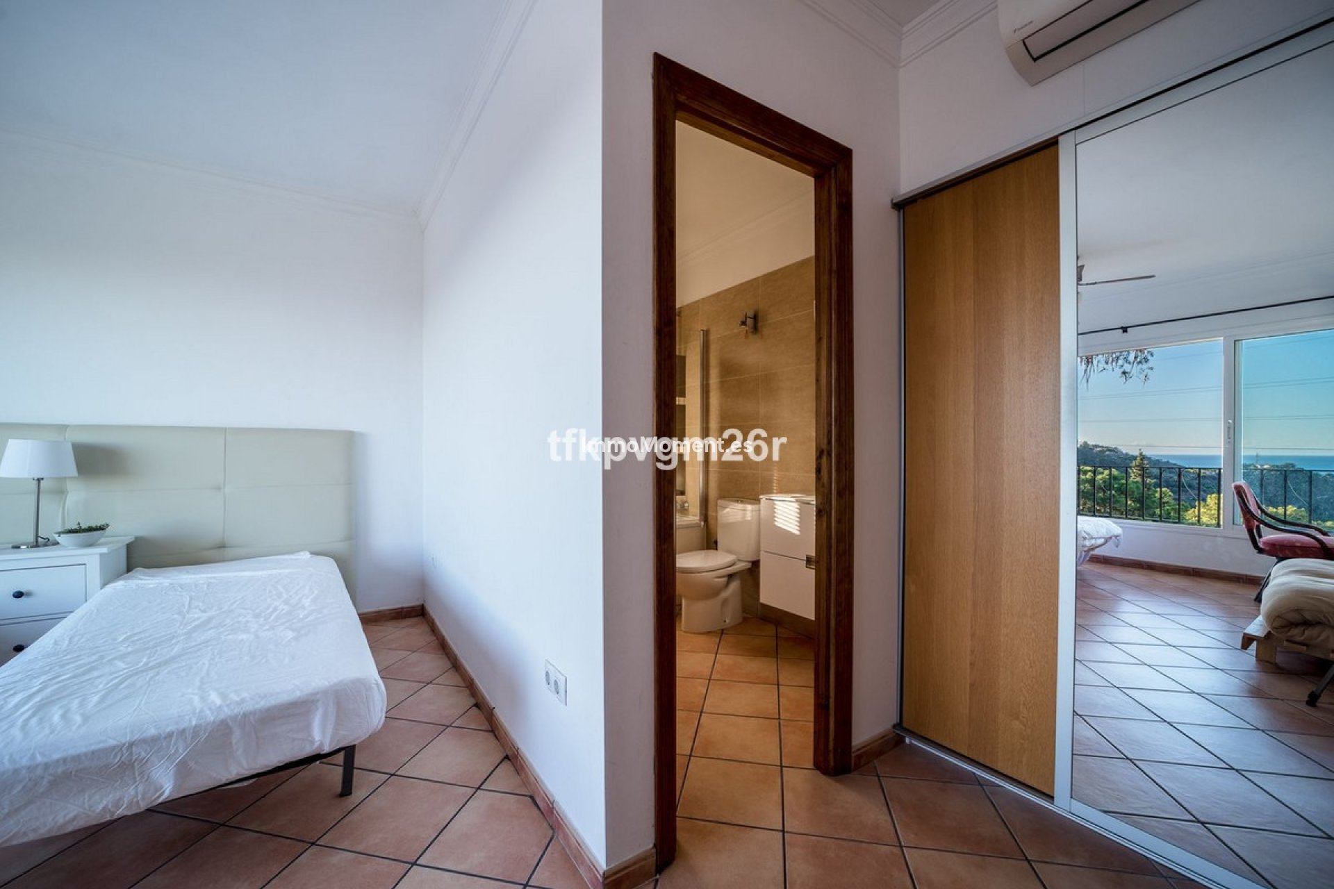 Wiederverkauf - Villa - Estepona  - Estepona Centro