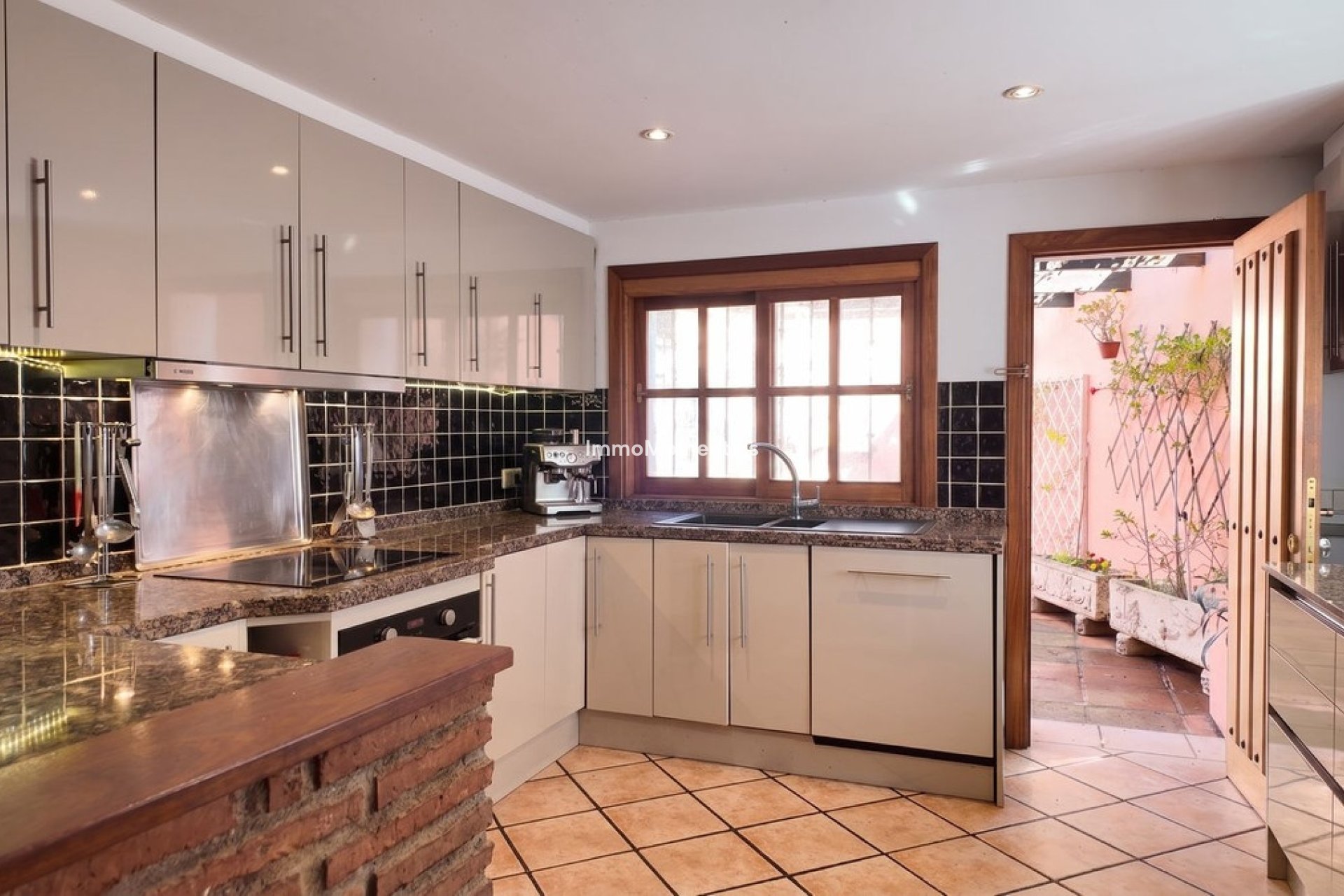 Wiederverkauf - Villa - Estepona  - Estepona Centro