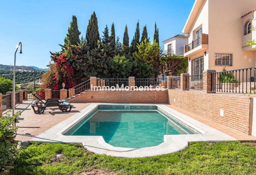 Wiederverkauf - Villa - Estepona  - Estepona Centro