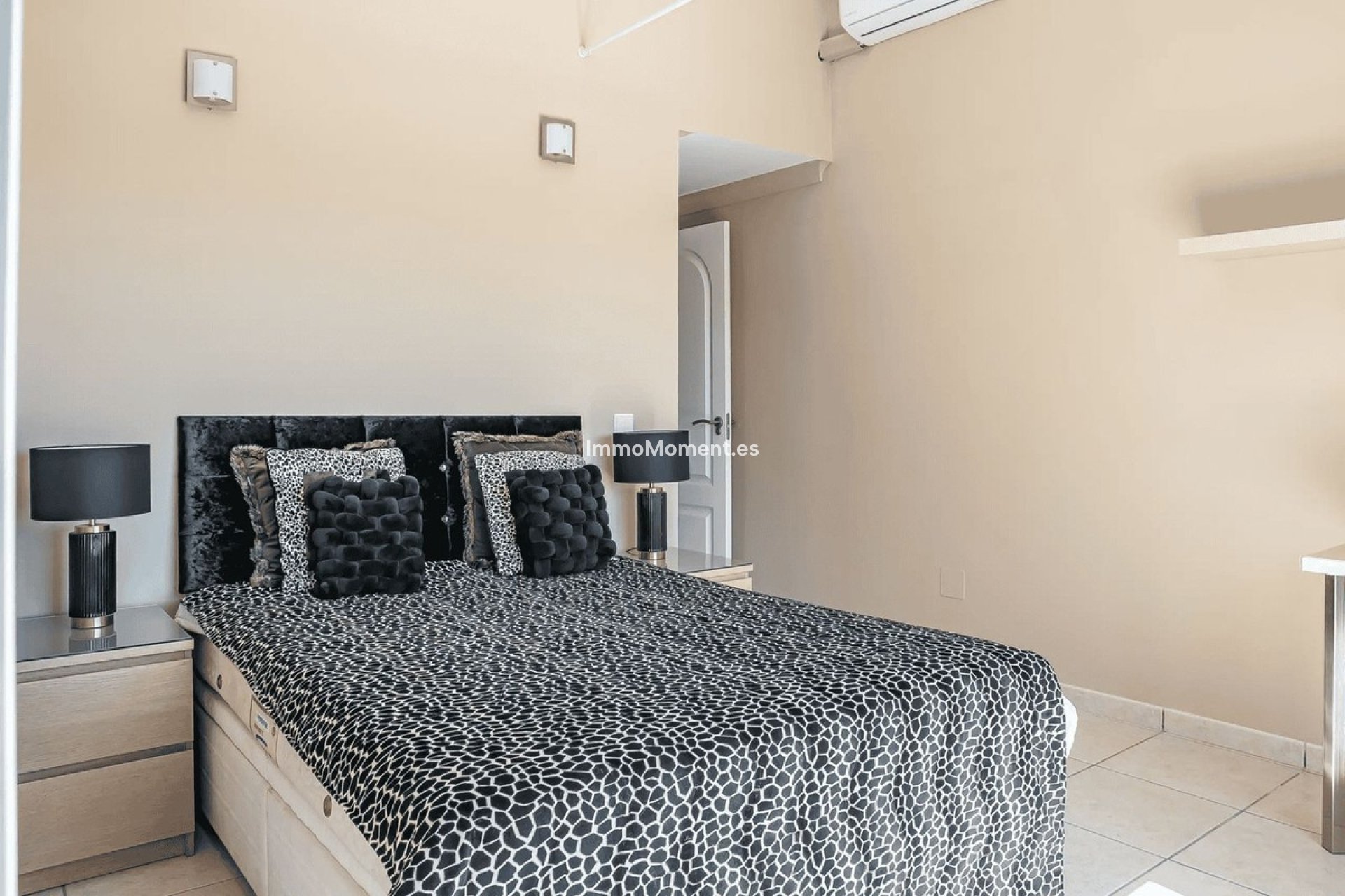 Wiederverkauf - Villa - Estepona  - Estepona Centro