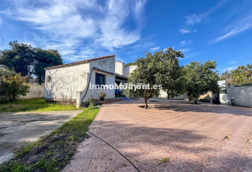 Wiederverkauf - Villa - Estepona  - New Golden Mile