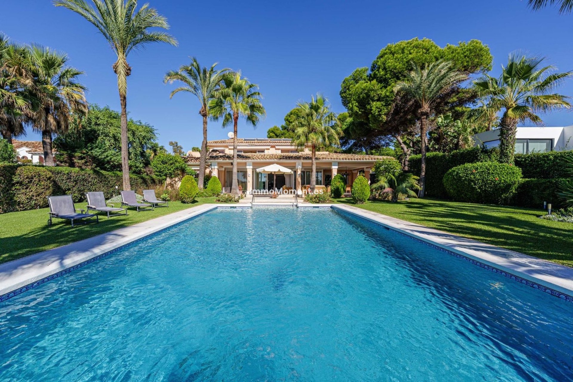 Wiederverkauf - Villa - Estepona  - New Golden Mile