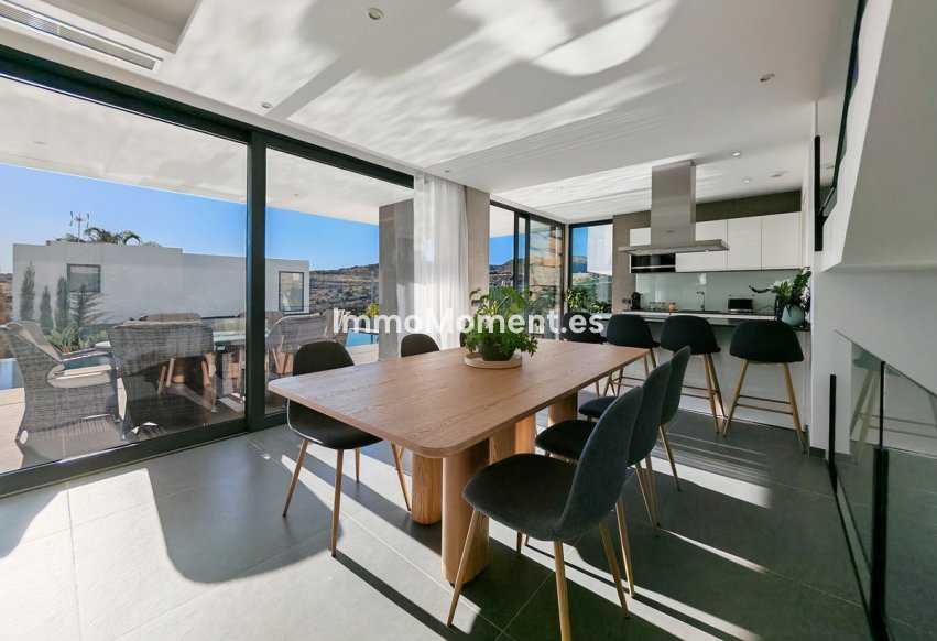 Wiederverkauf - Villa - Estepona  - Valle Romano