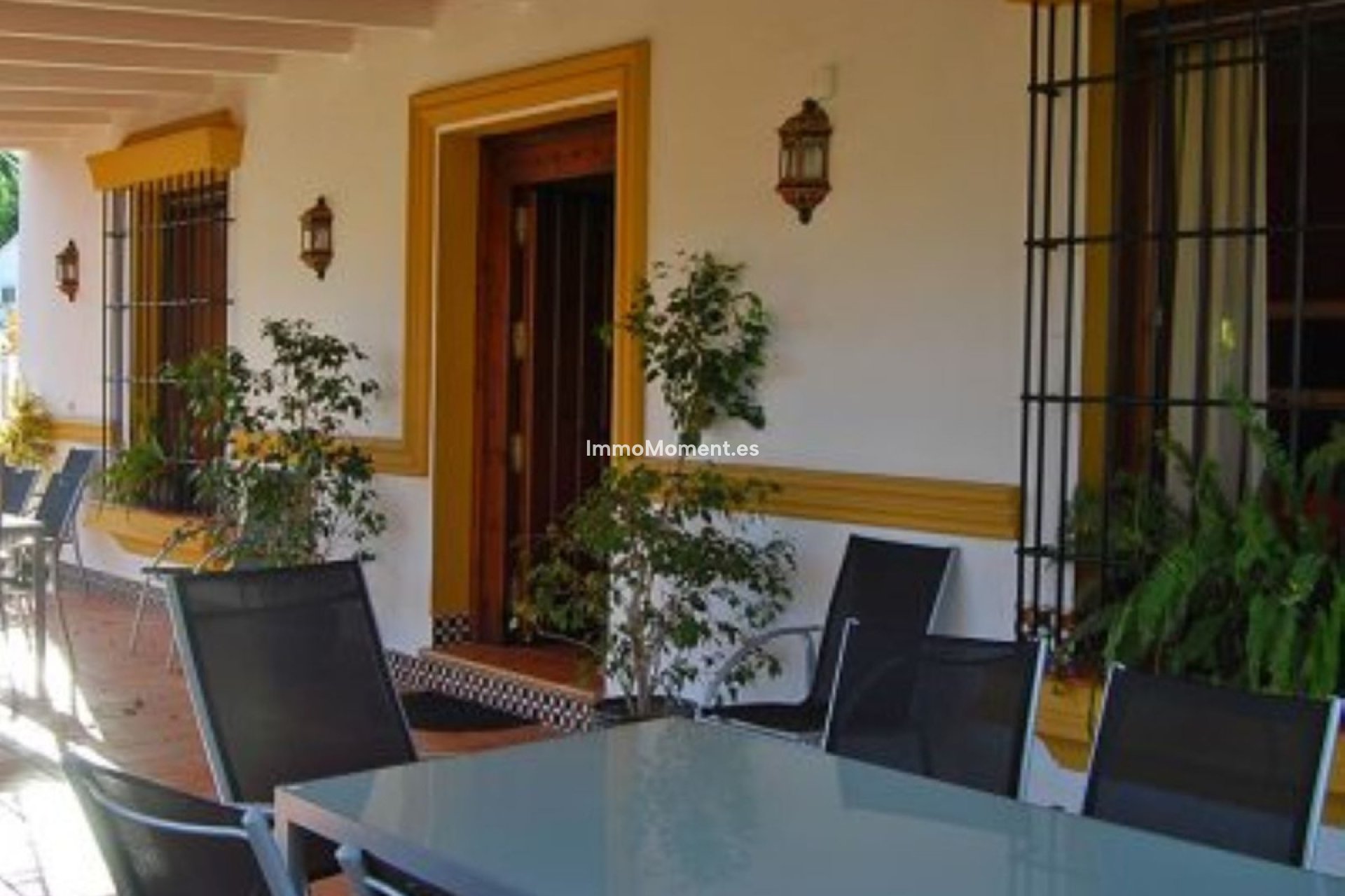 Wiederverkauf - Villa -   Inländisch - Alhaurín de la Torre