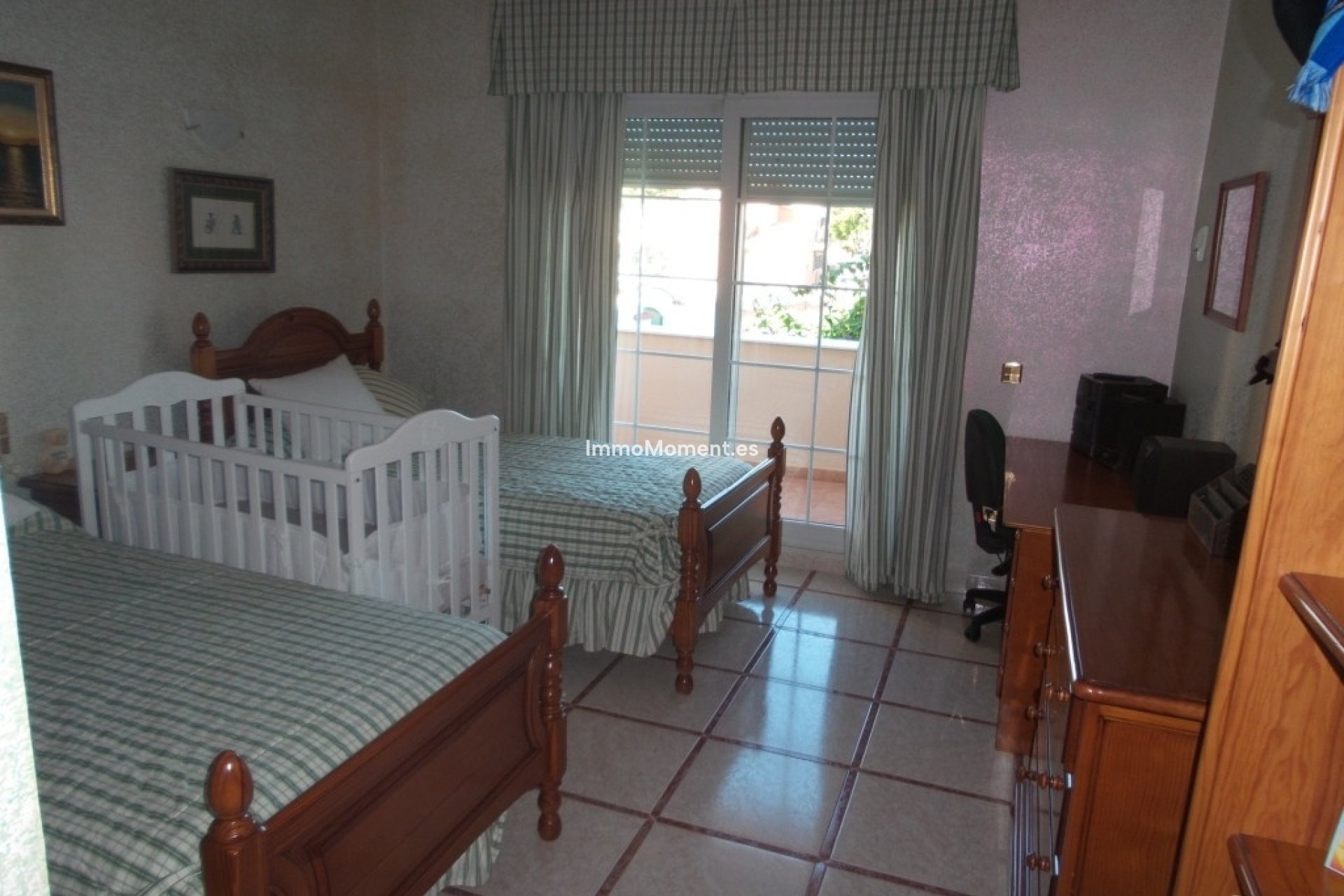 Wiederverkauf - Villa -   Inländisch - Alhaurín de la Torre