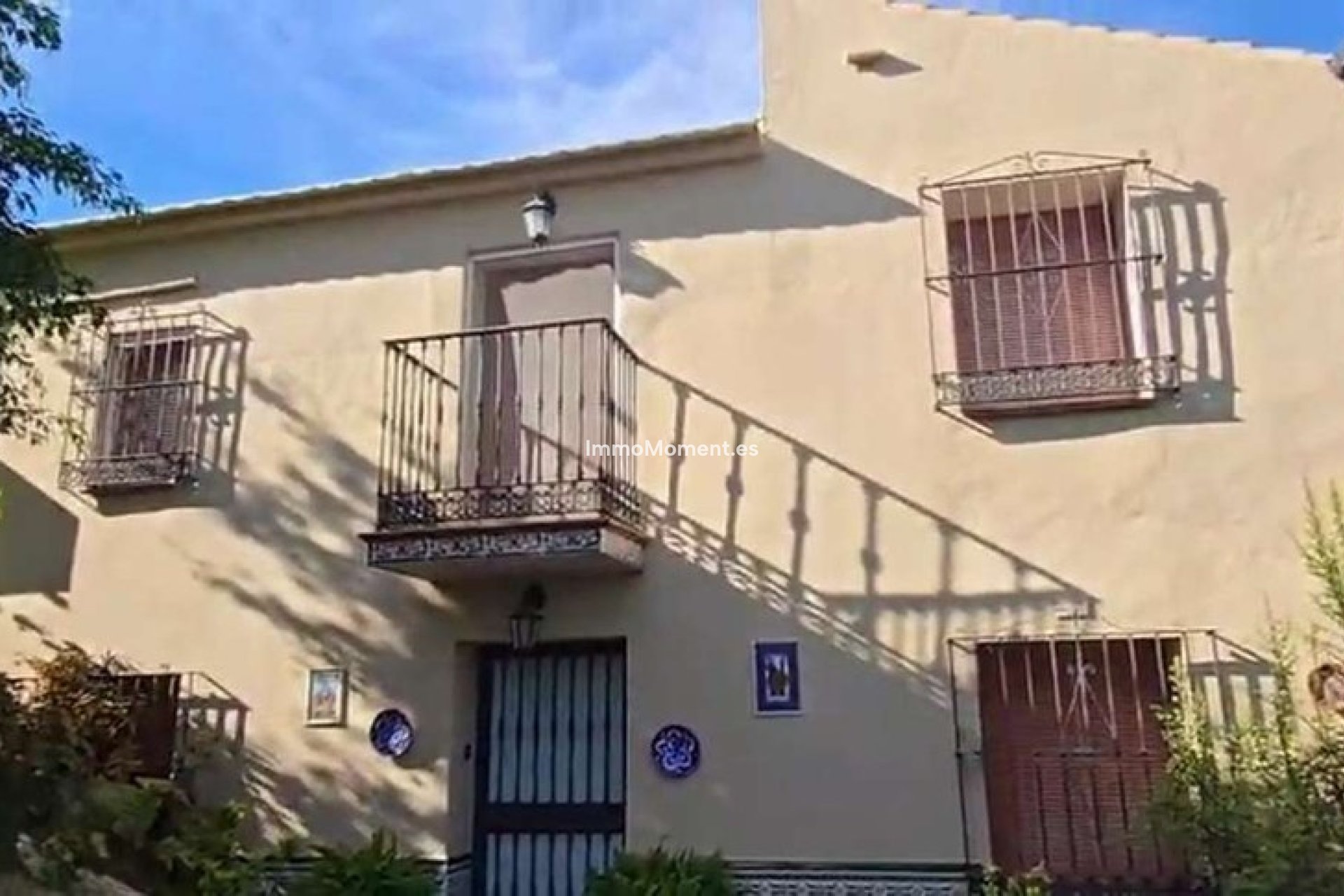 Wiederverkauf - Villa -   Inländisch - Alhaurín de la Torre