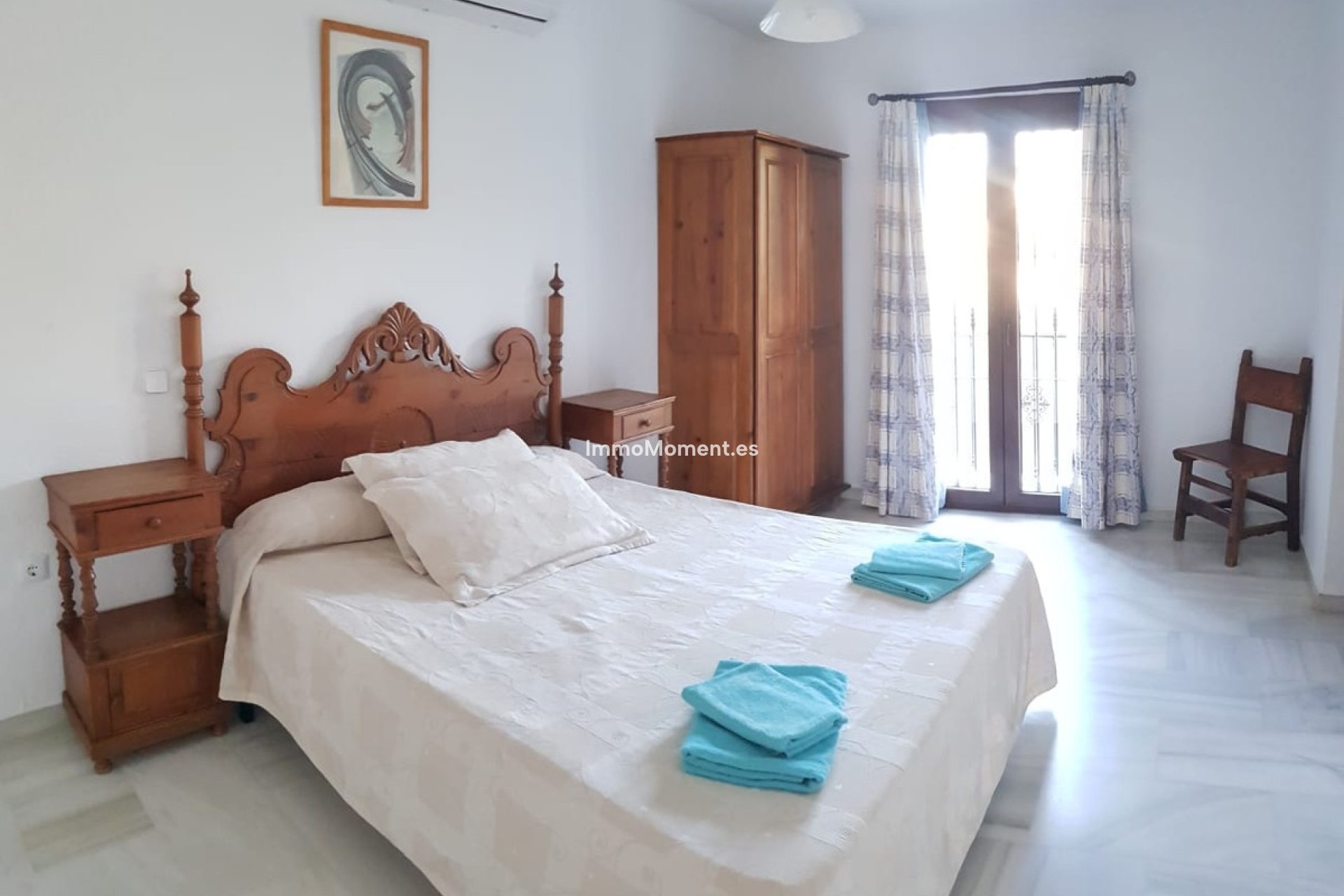 Wiederverkauf - Villa -   Inländisch - Alhaurín de la Torre