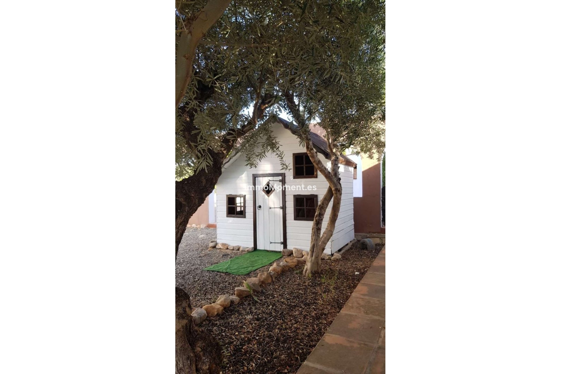 Wiederverkauf - Villa -   Inländisch - Alhaurín de la Torre