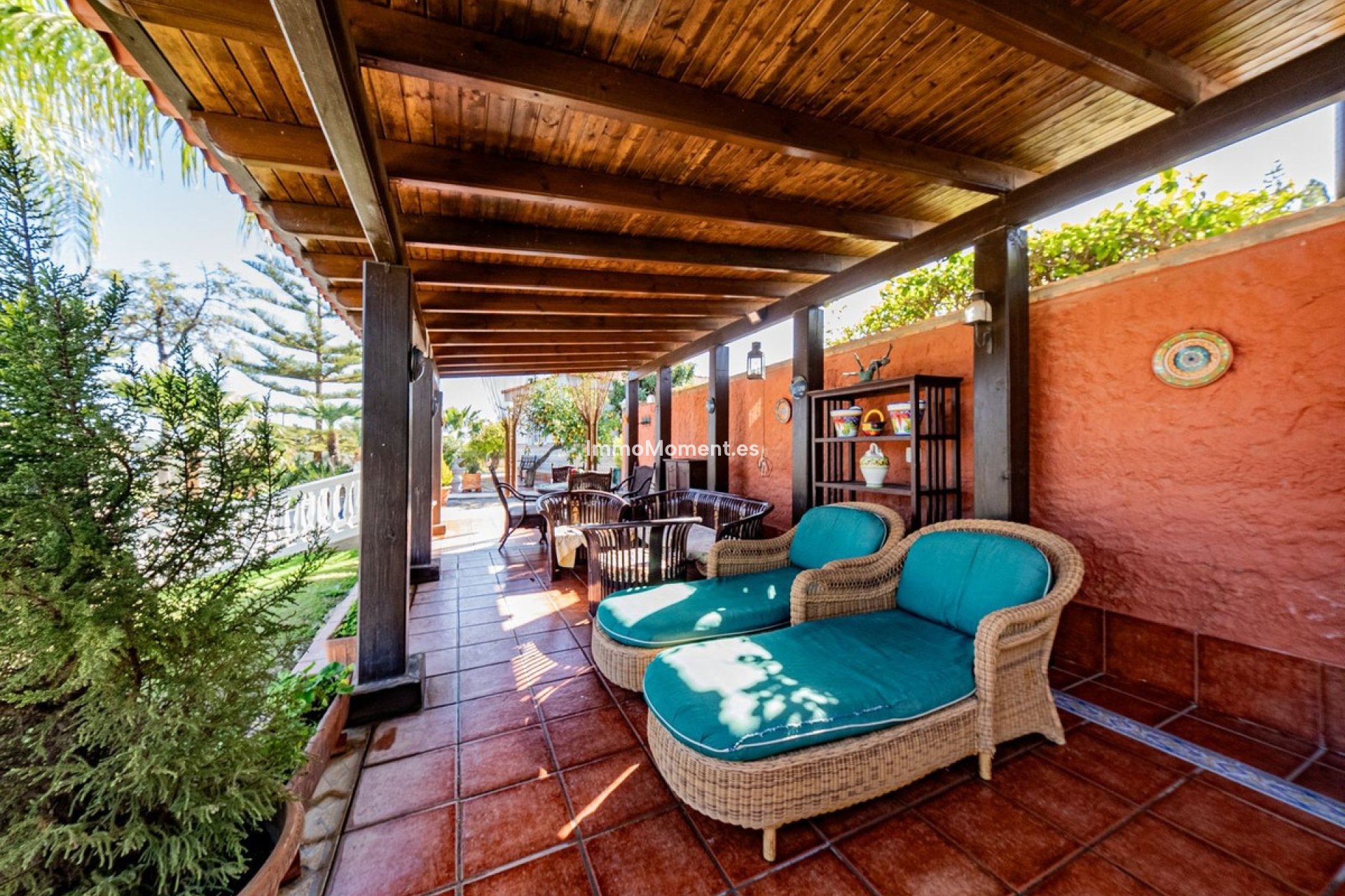 Wiederverkauf - Villa -   Inländisch - Alhaurín de la Torre