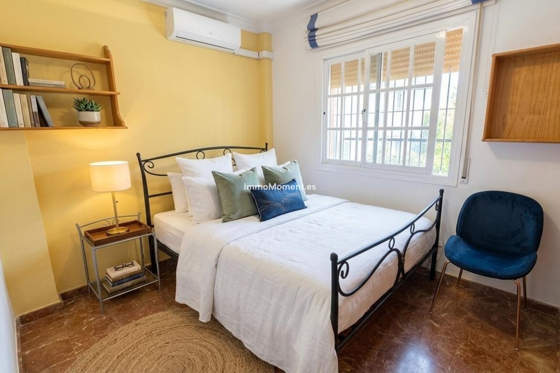 Wiederverkauf - Villa -   Inländisch - Alhaurín de la Torre