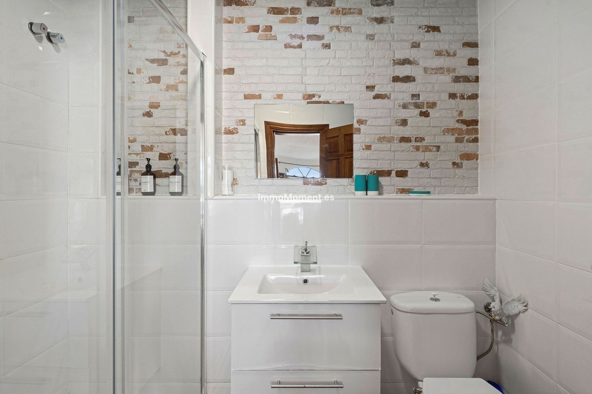 Wiederverkauf - Villa -   Inländisch - Alhaurín el Grande Centro