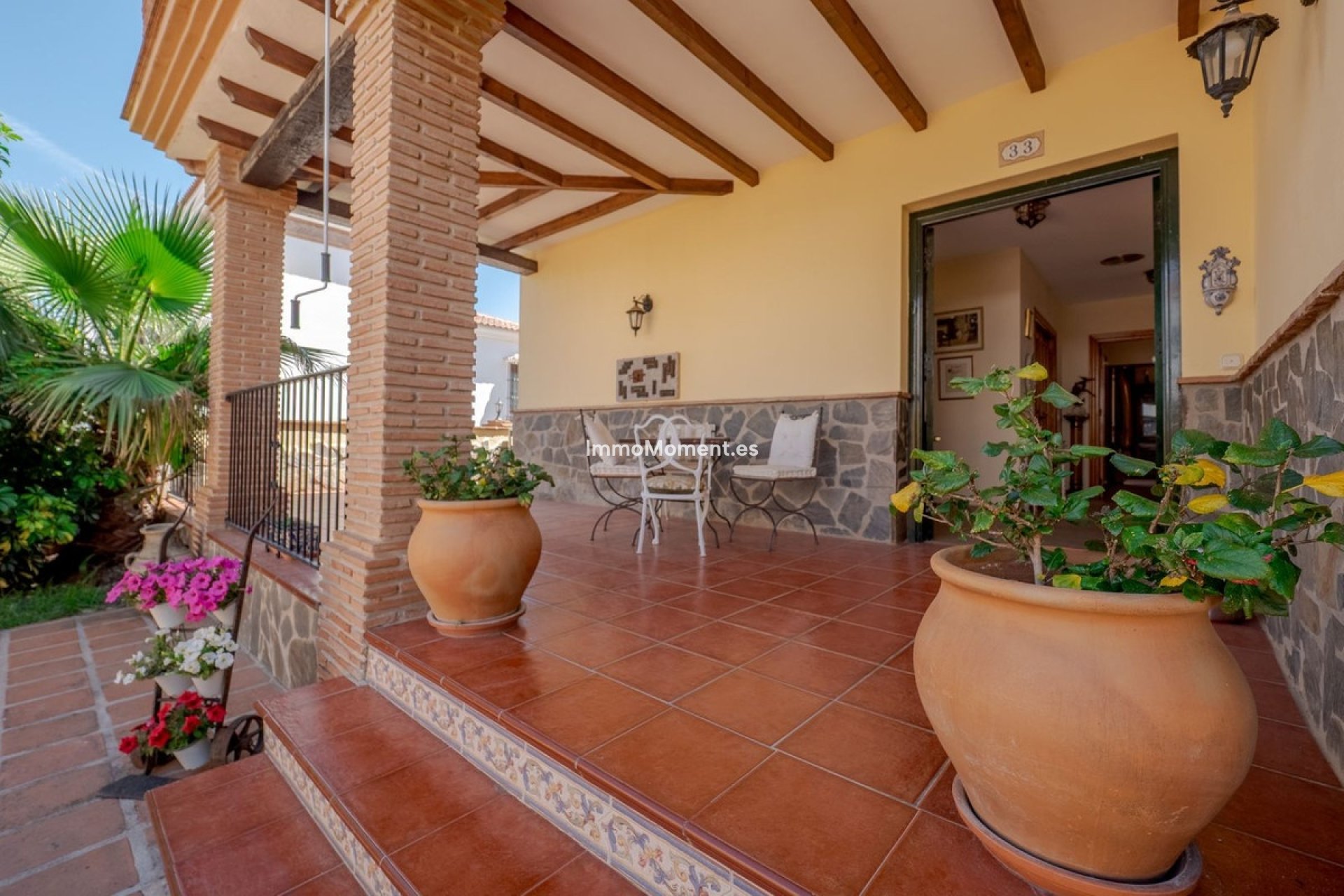 Wiederverkauf - Villa -   Inländisch - Alhaurín el Grande Centro