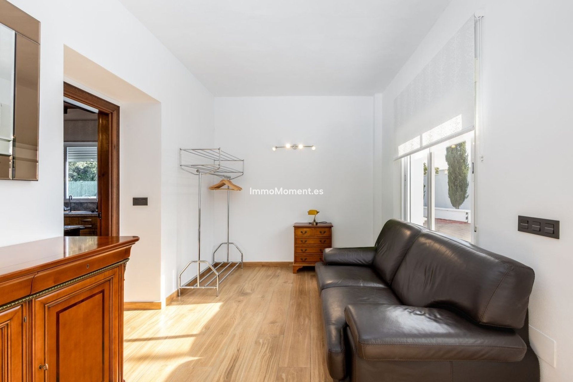 Wiederverkauf - Villa -   Inländisch - Alhaurín el Grande Centro