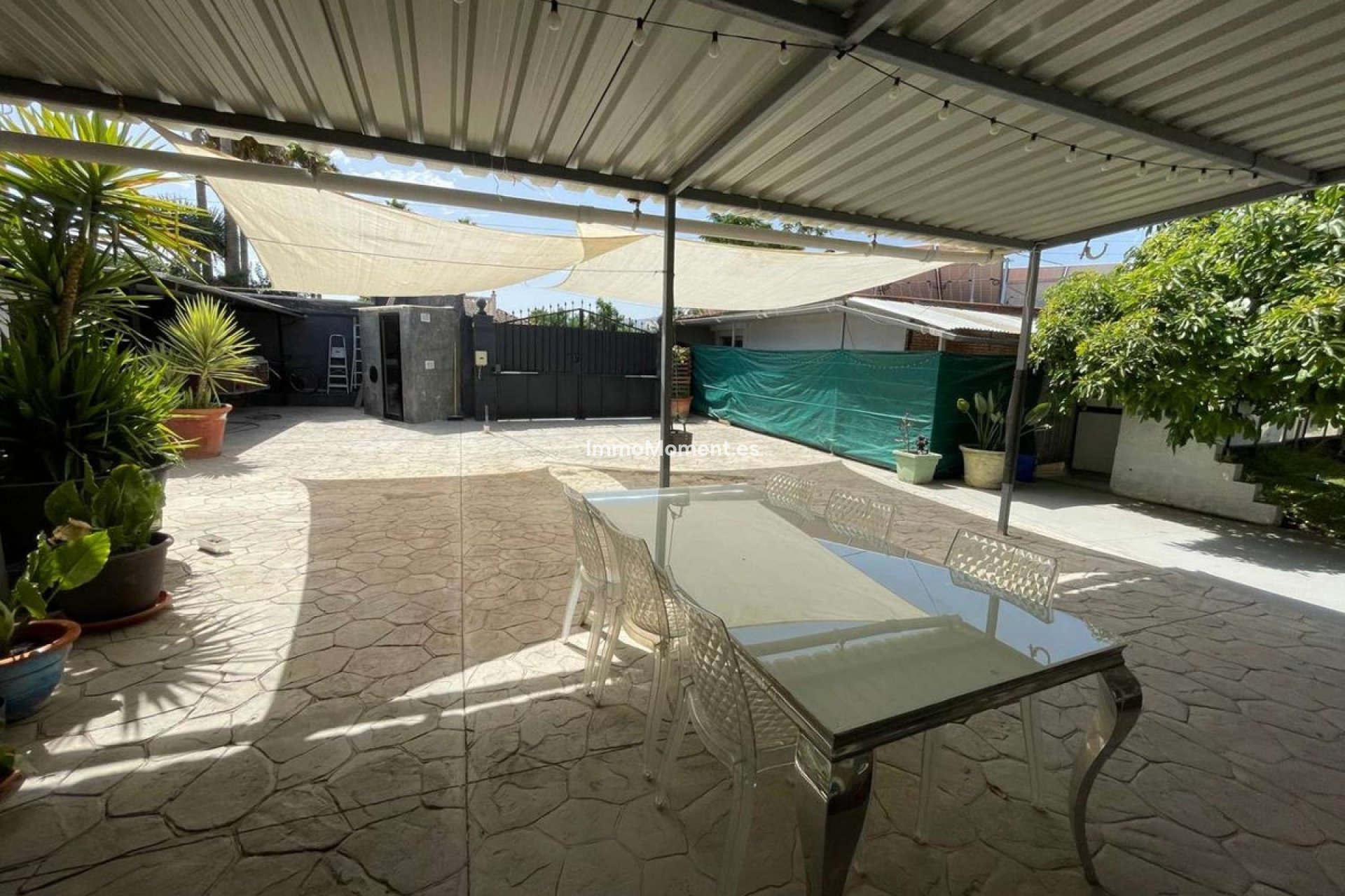 Wiederverkauf - Villa -   Inländisch - Alhaurín el Grande Centro