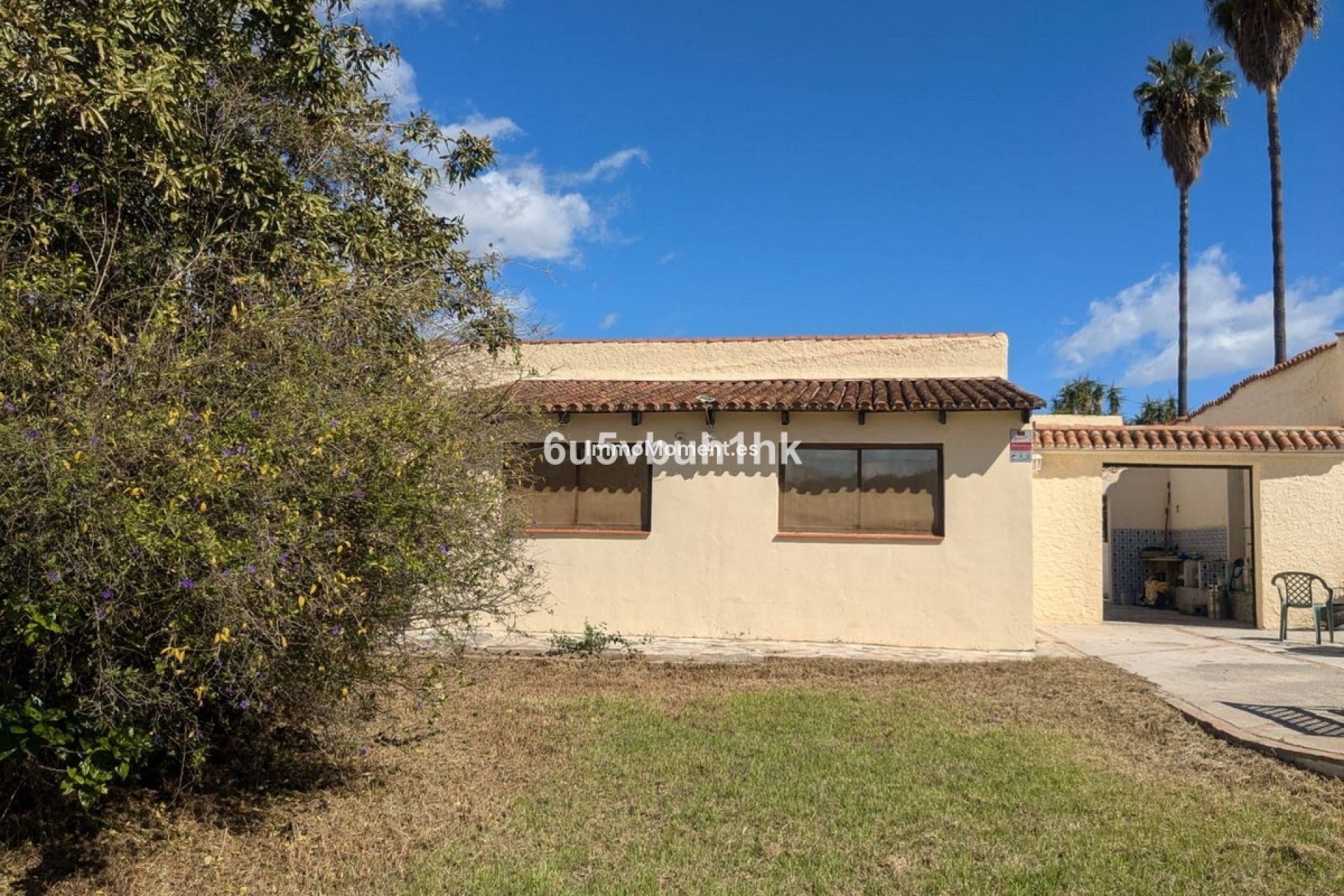 Wiederverkauf - Villa -   Inländisch - Alhaurín el Grande Centro