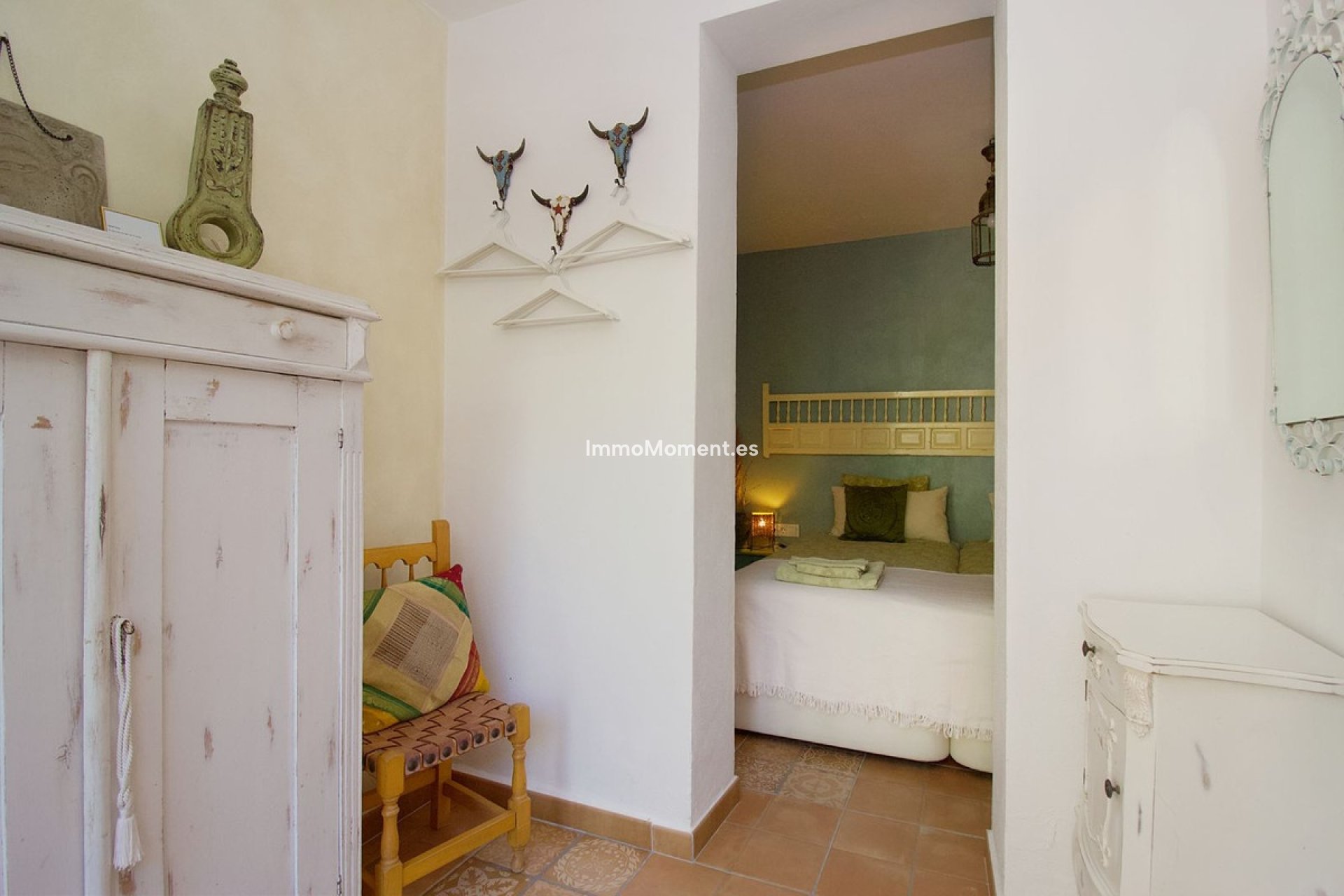 Wiederverkauf - Villa -   Inländisch - Alhaurín el Grande Centro