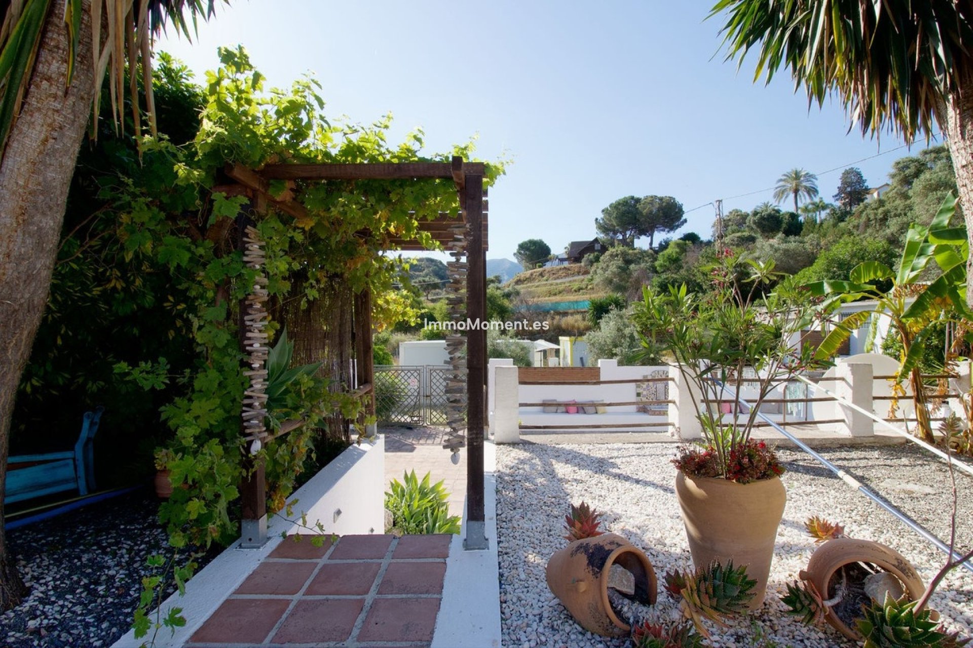 Wiederverkauf - Villa -   Inländisch - Alhaurín el Grande Centro