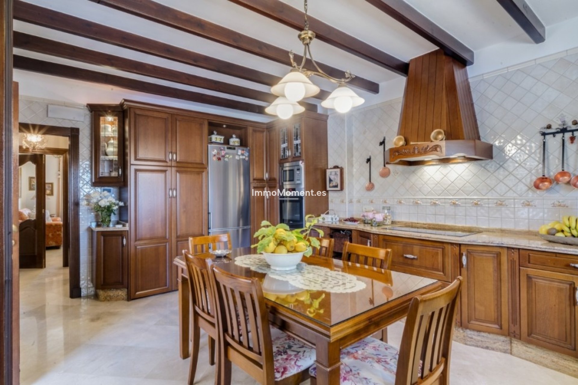 Wiederverkauf - Villa -   Inländisch - Alhaurín el Grande Centro