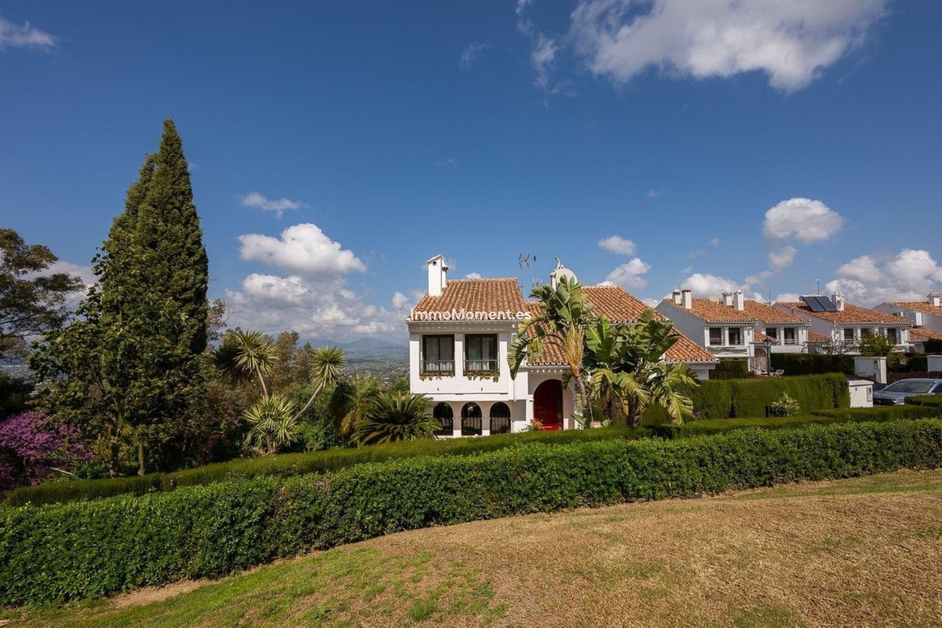 Wiederverkauf - Villa -   Inländisch - Alhaurín el Grande Centro