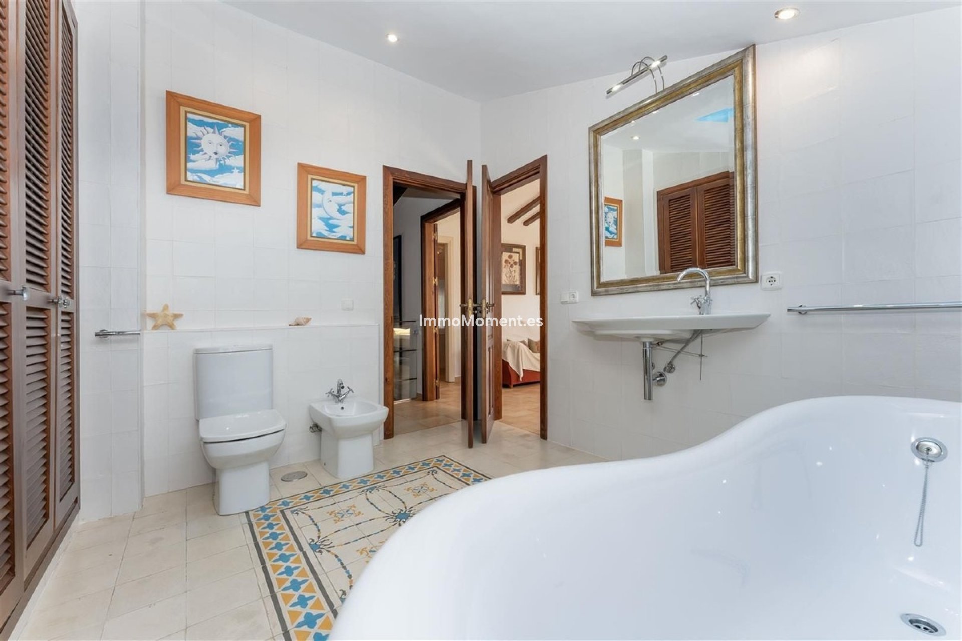 Wiederverkauf - Villa -   Inländisch - Alhaurín el Grande Centro