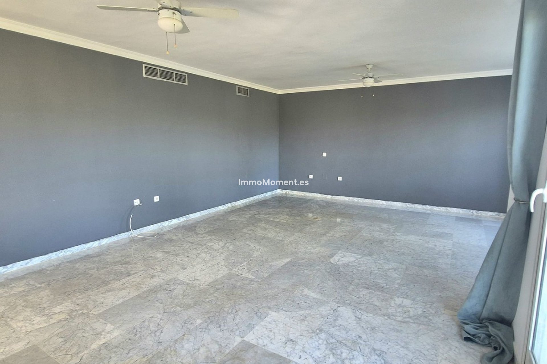 Wiederverkauf - Villa -   Inländisch - Alhaurín Golf