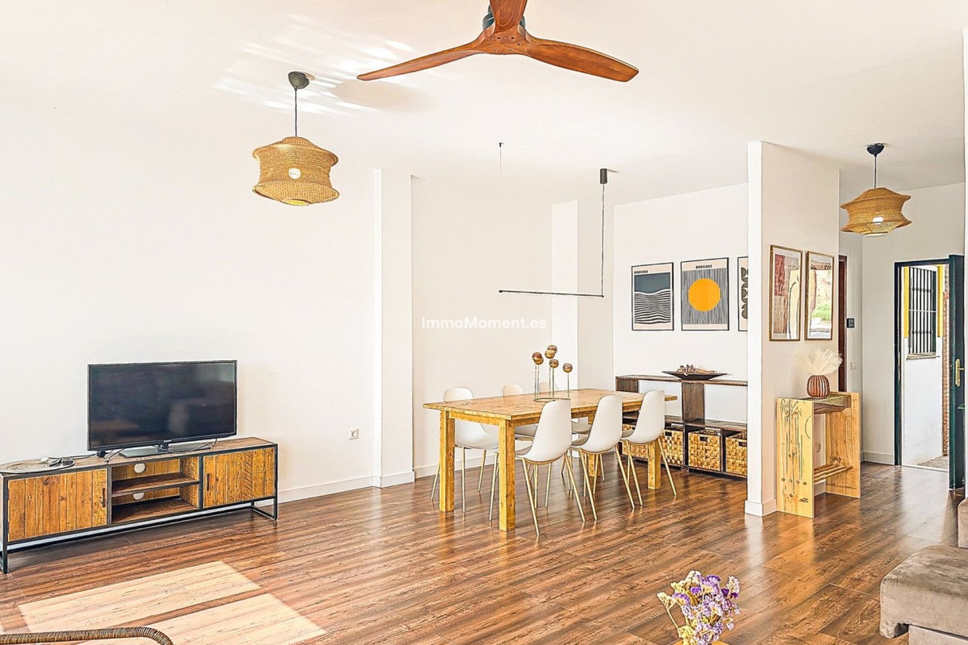 Wiederverkauf - Villa -   Inländisch - Almogía