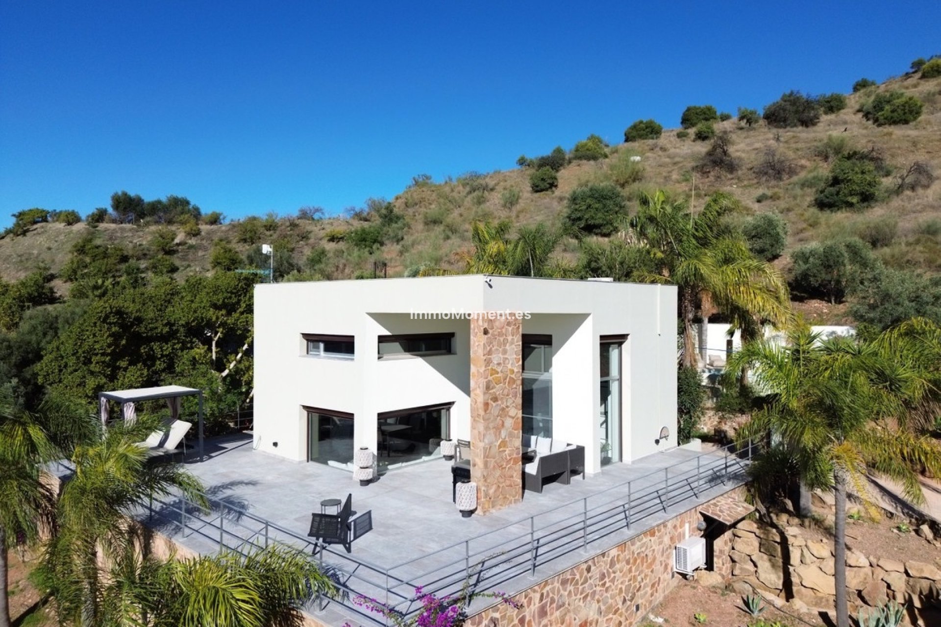 Wiederverkauf - Villa -   Inländisch - Alora