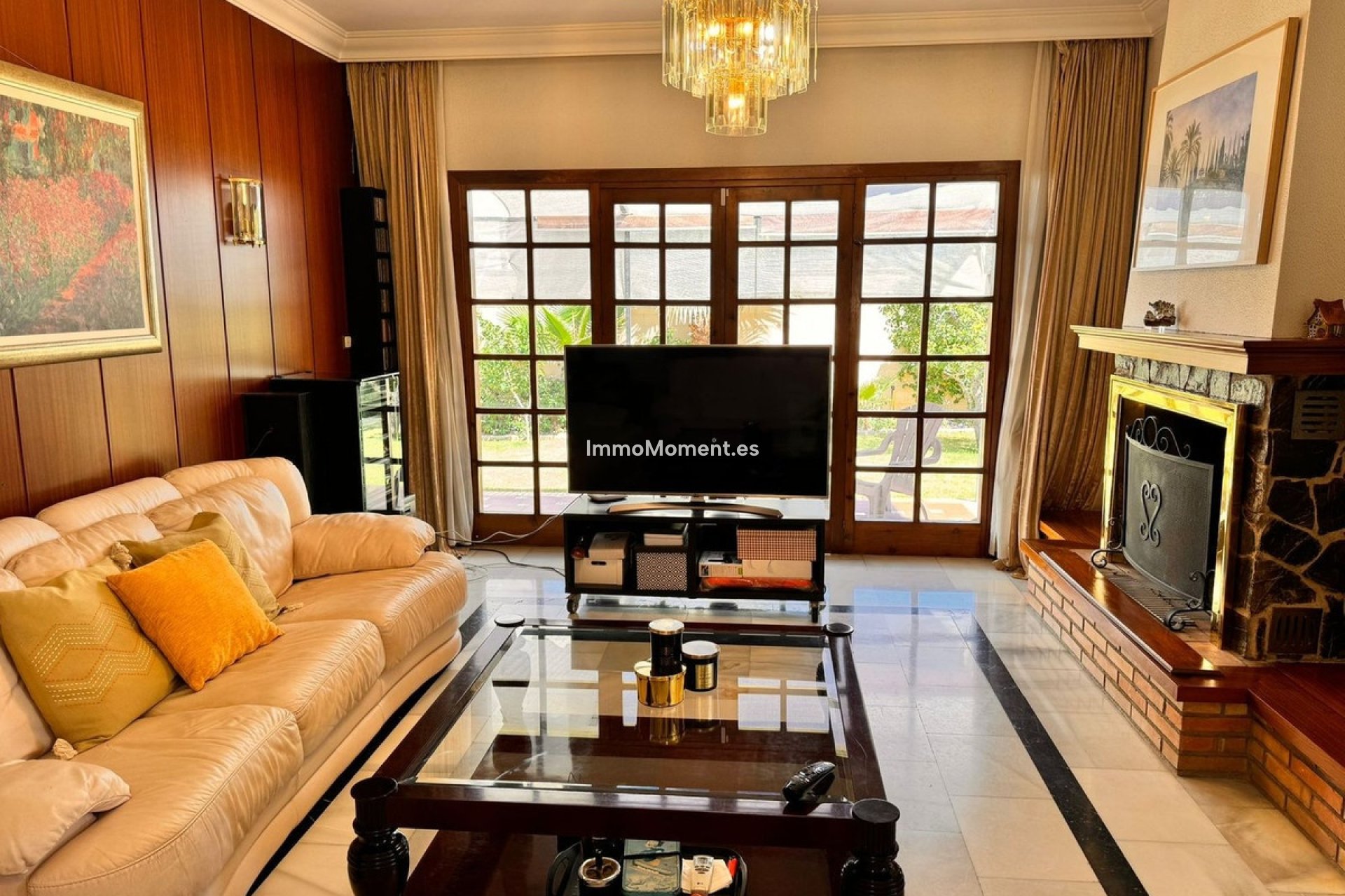 Wiederverkauf - Villa -   Inländisch - Churriana