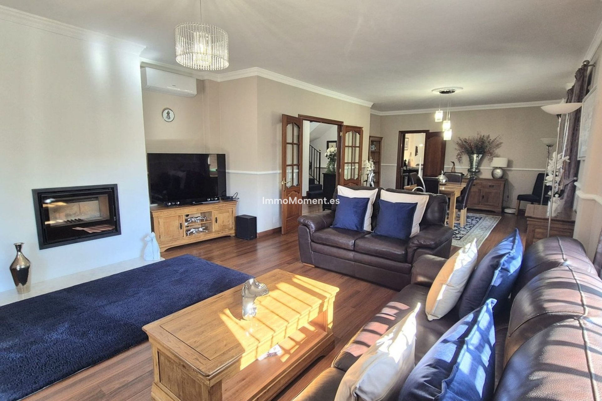 Wiederverkauf - Villa -   Inländisch - Coín