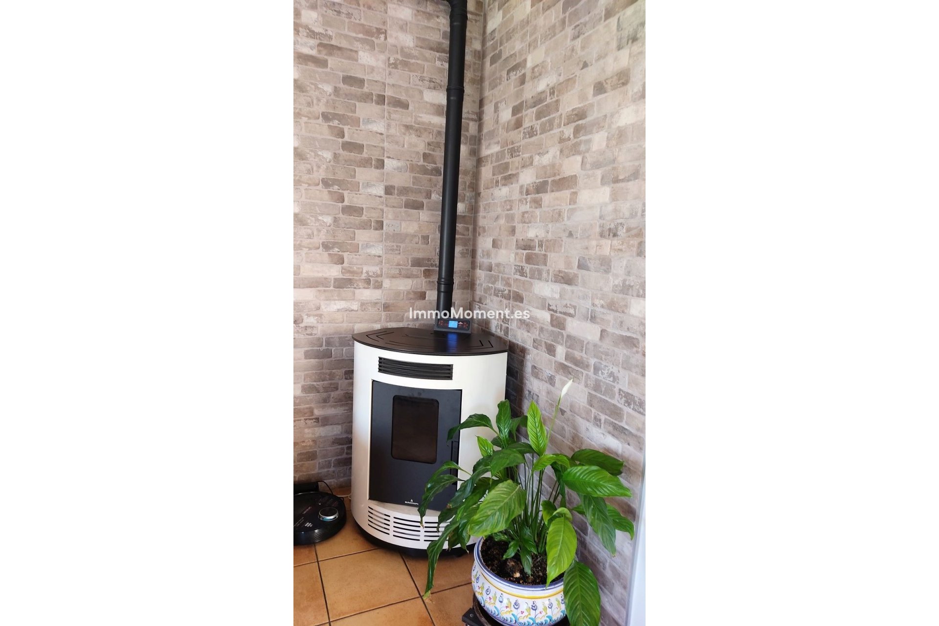 Wiederverkauf - Villa -   Inländisch - Coín