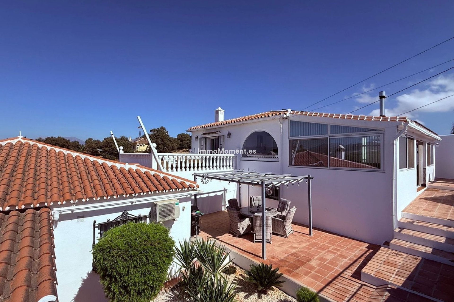 Wiederverkauf - Villa -   Inländisch - Coín