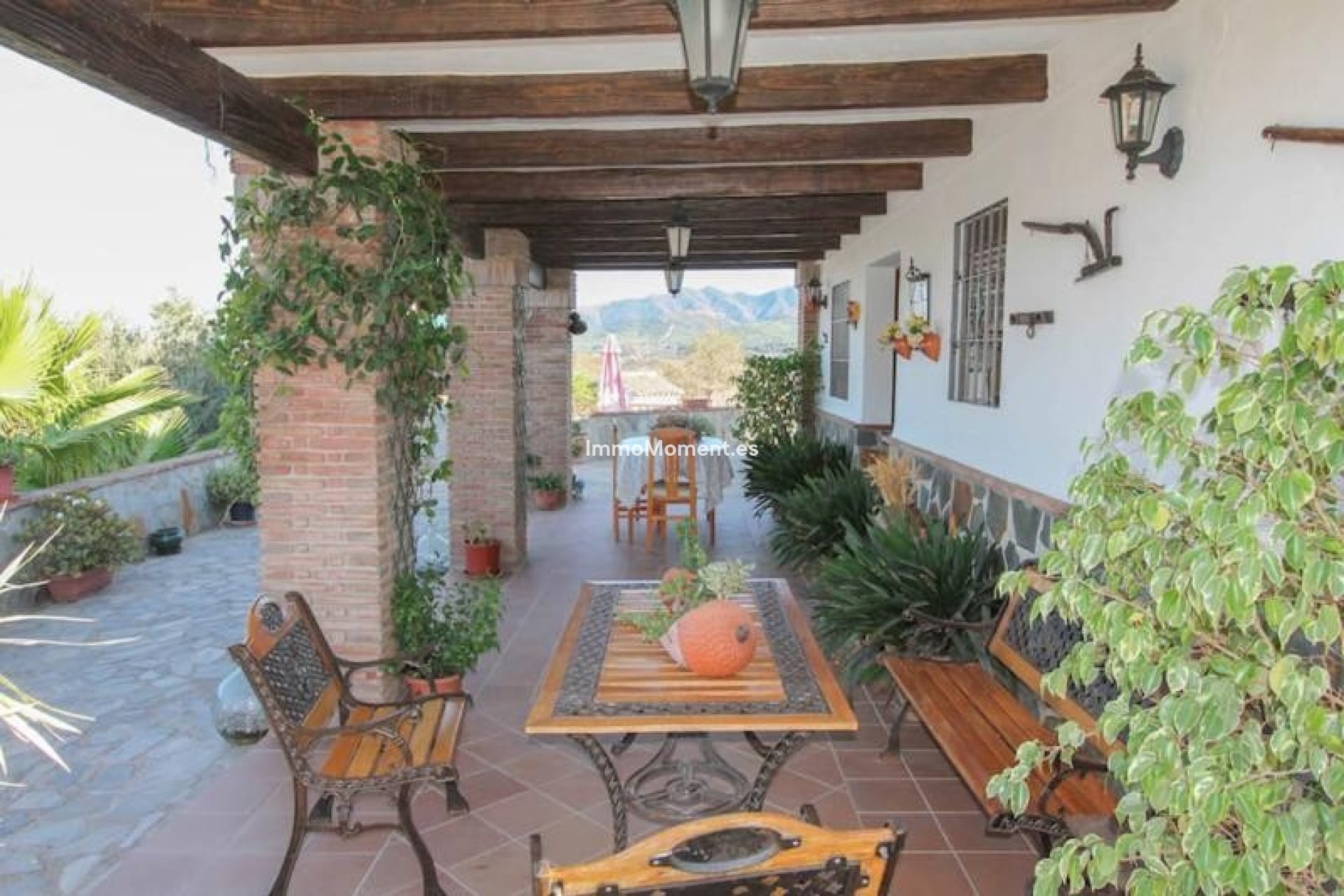 Wiederverkauf - Villa -   Inländisch - Guaro