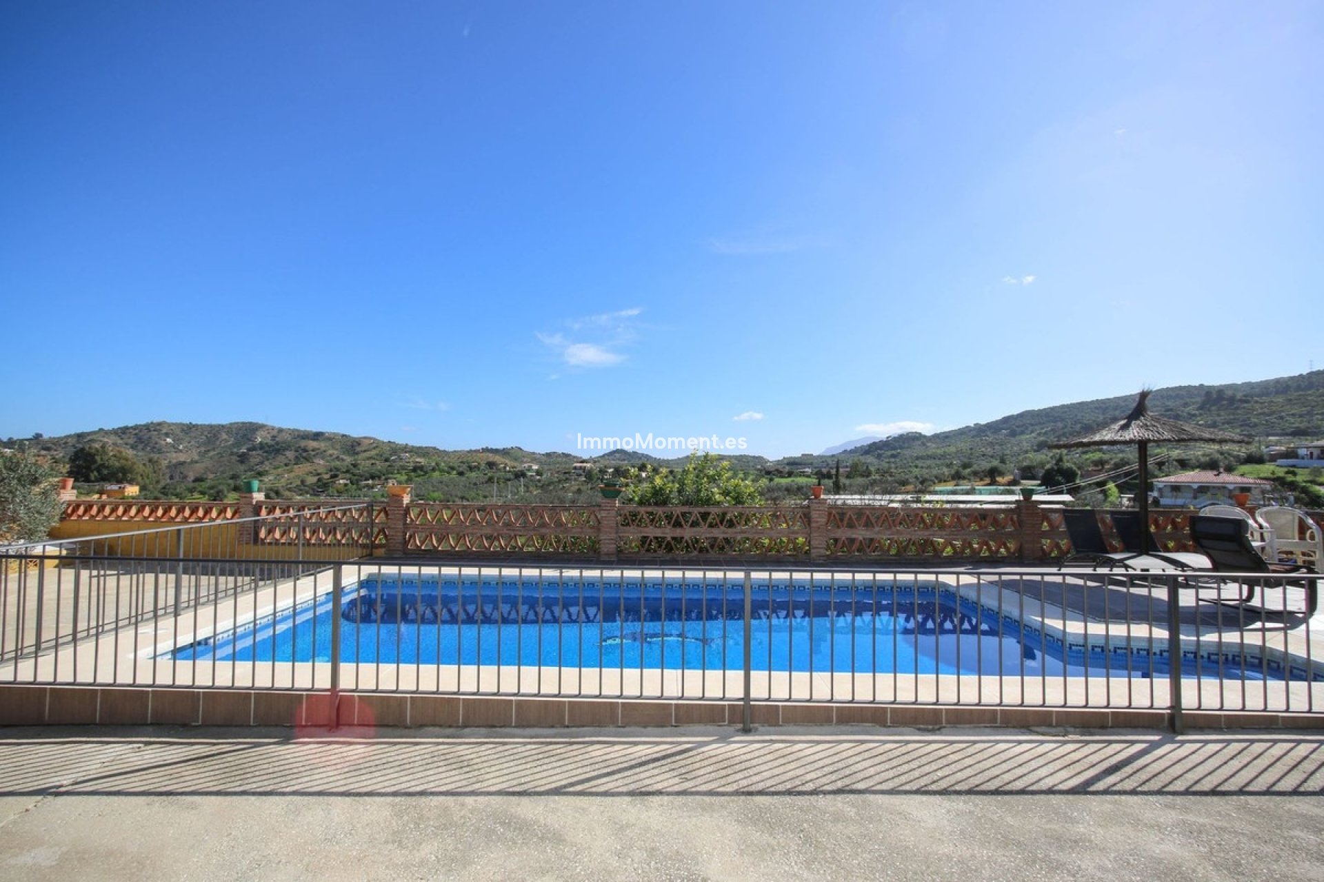 Wiederverkauf - Villa -   Inländisch - Monda