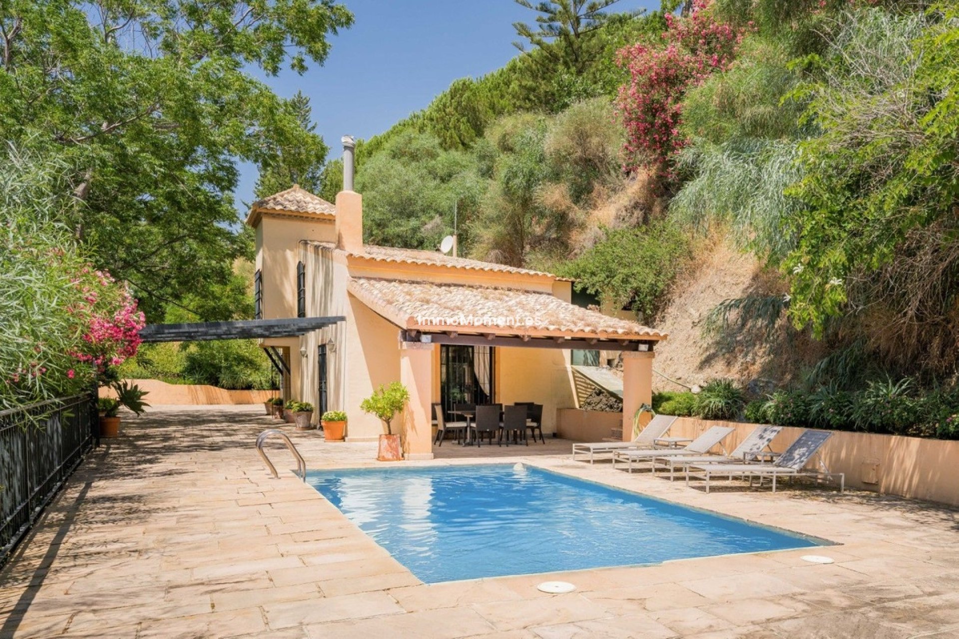 Wiederverkauf - Villa -   Inländisch - Ojén