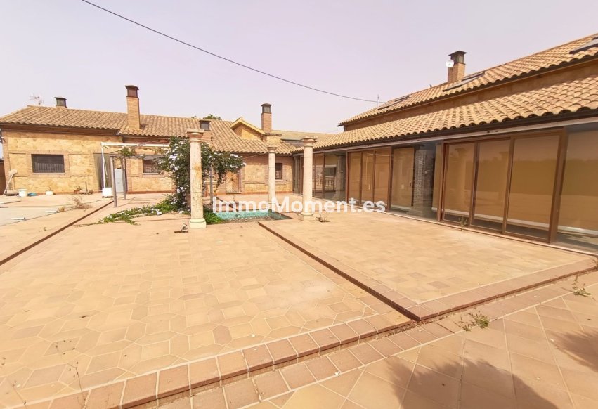 Wiederverkauf - Villa - Lorca - Lorca Centro