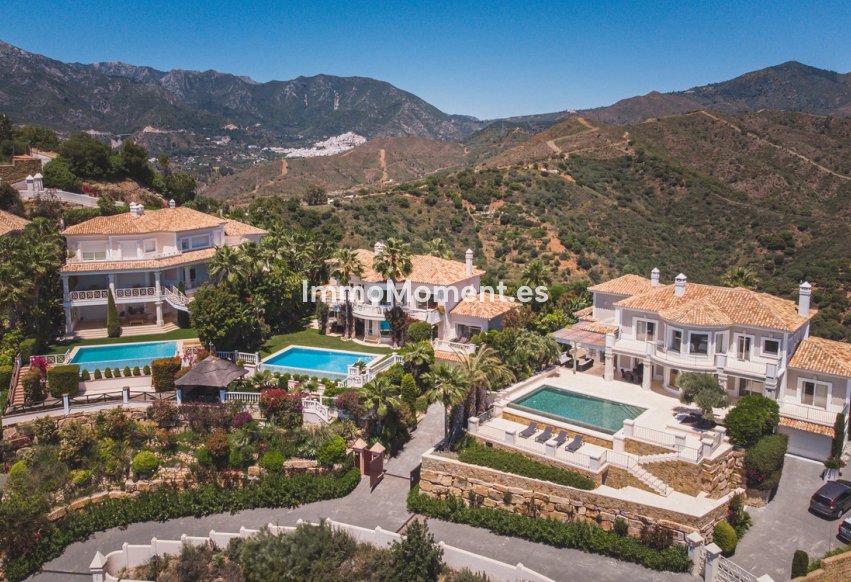 Wiederverkauf - Villa - Marbella - Altos de los Monteros