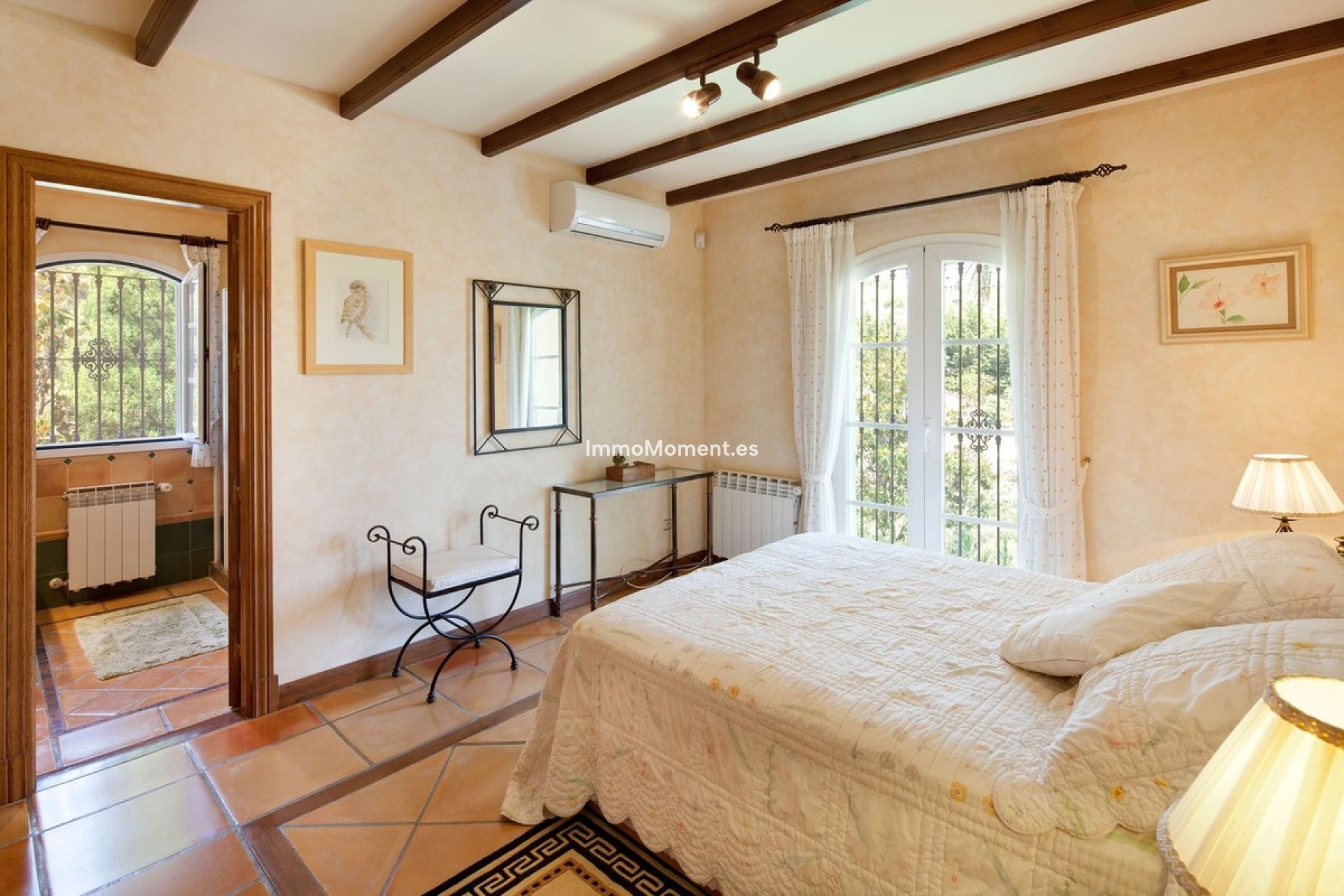 Wiederverkauf - Villa - Marbella - Altos de los Monteros