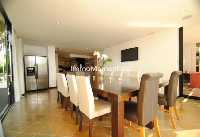 Wiederverkauf - Villa - Marbella - Cabopino