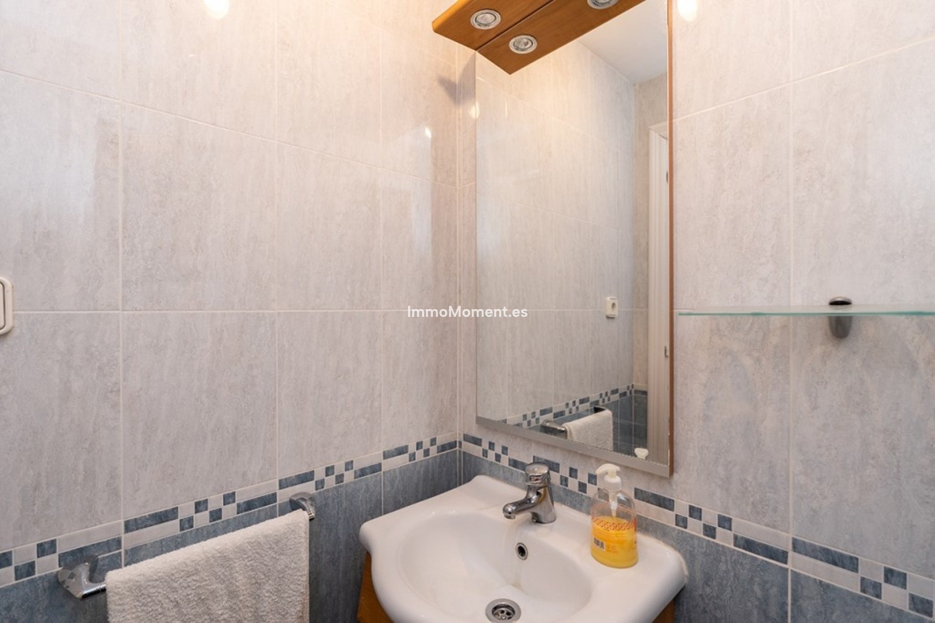 Wiederverkauf - Villa - Marbella - Costabella