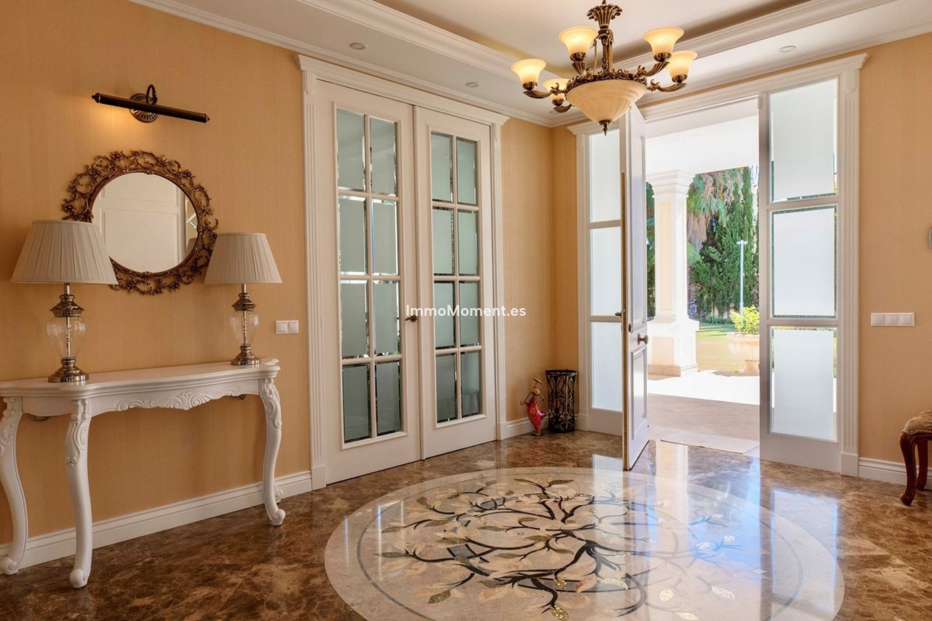 Wiederverkauf - Villa - Marbella - El Rosario