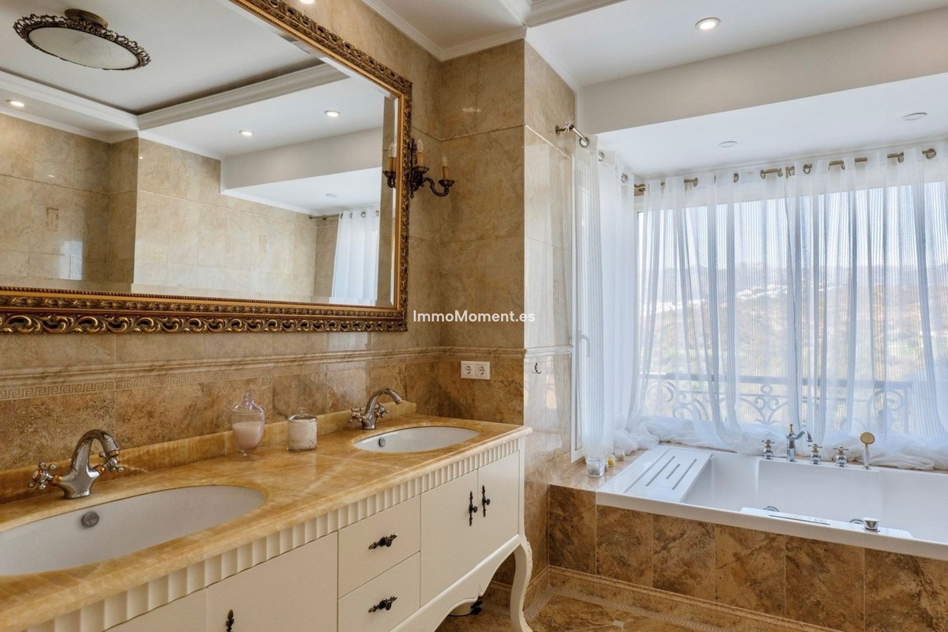 Wiederverkauf - Villa - Marbella - El Rosario