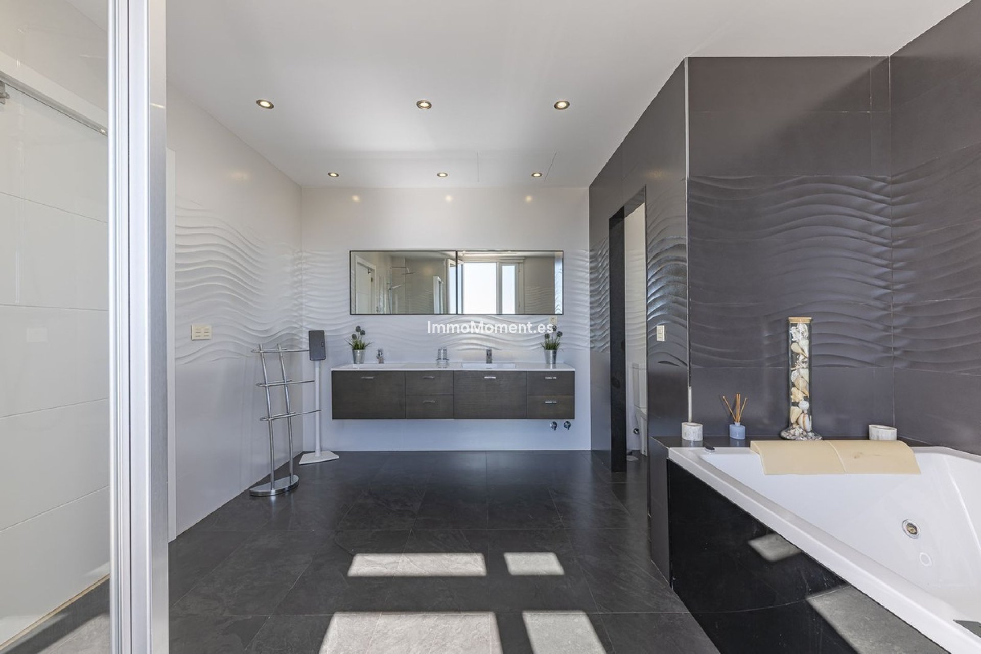 Wiederverkauf - Villa - Marbella - El Rosario