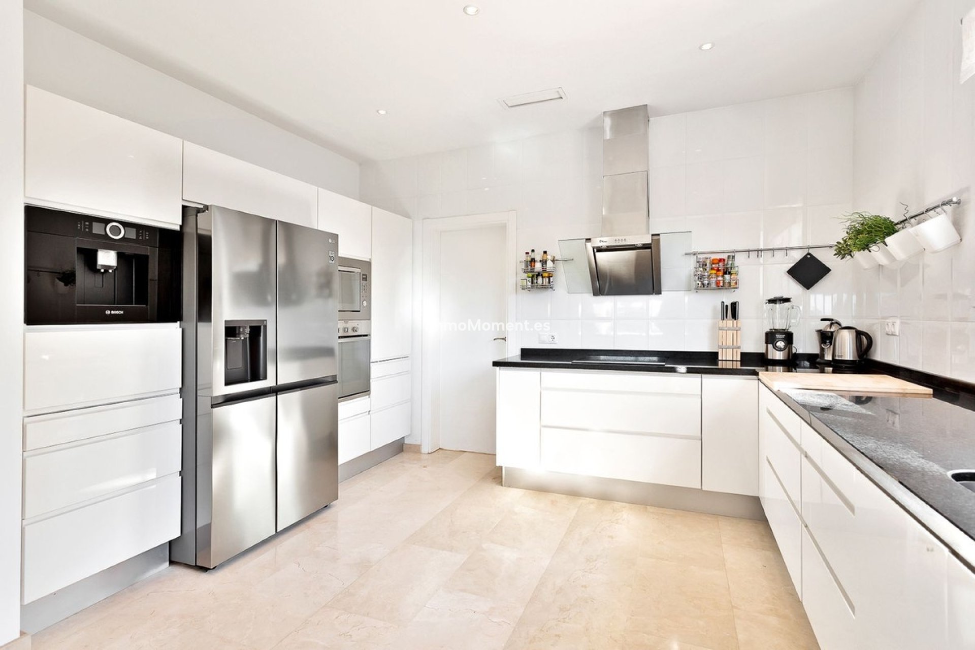 Wiederverkauf - Villa - Marbella - El Rosario