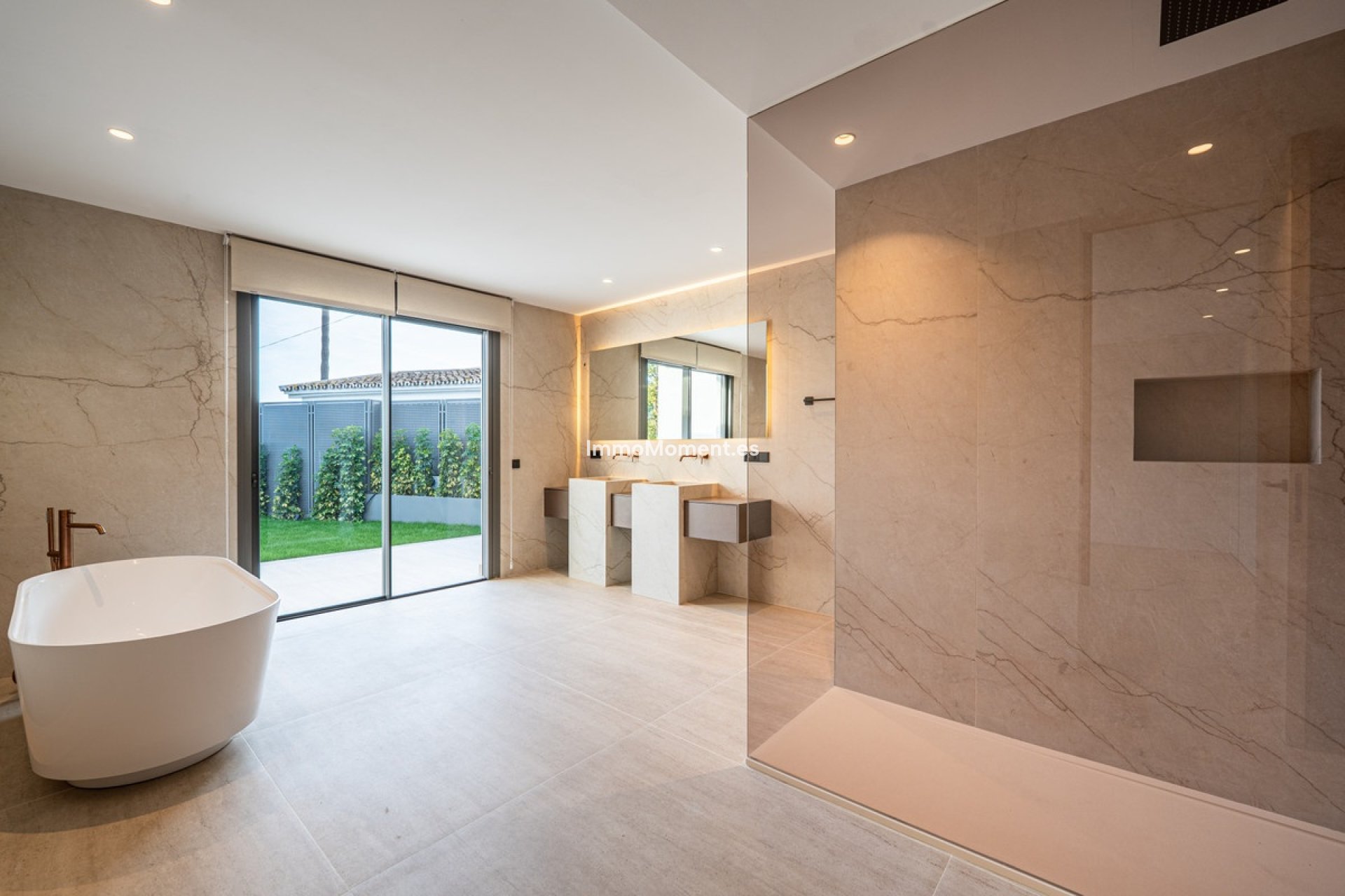 Wiederverkauf - Villa - Marbella - El Rosario