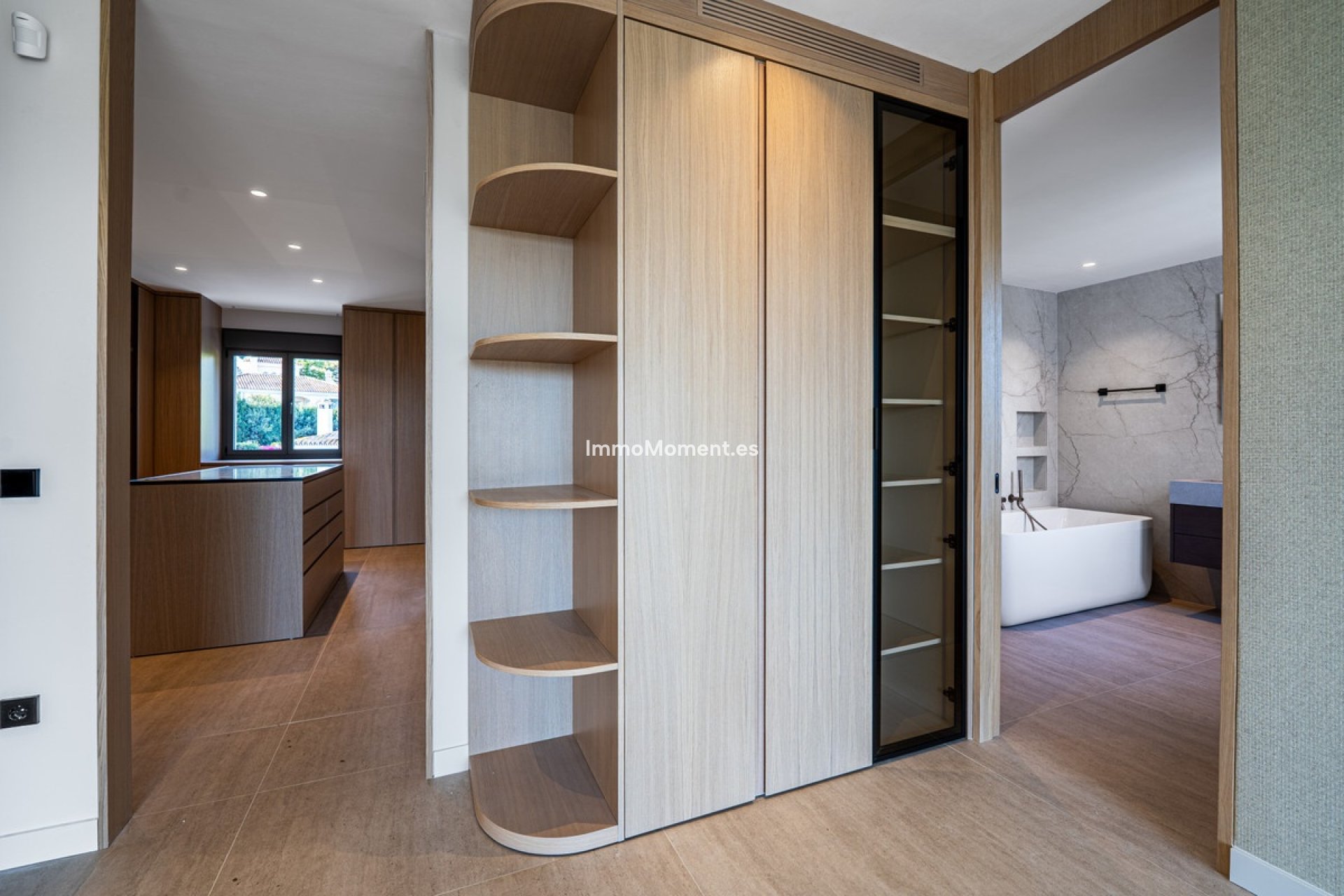 Wiederverkauf - Villa - Marbella - El Rosario