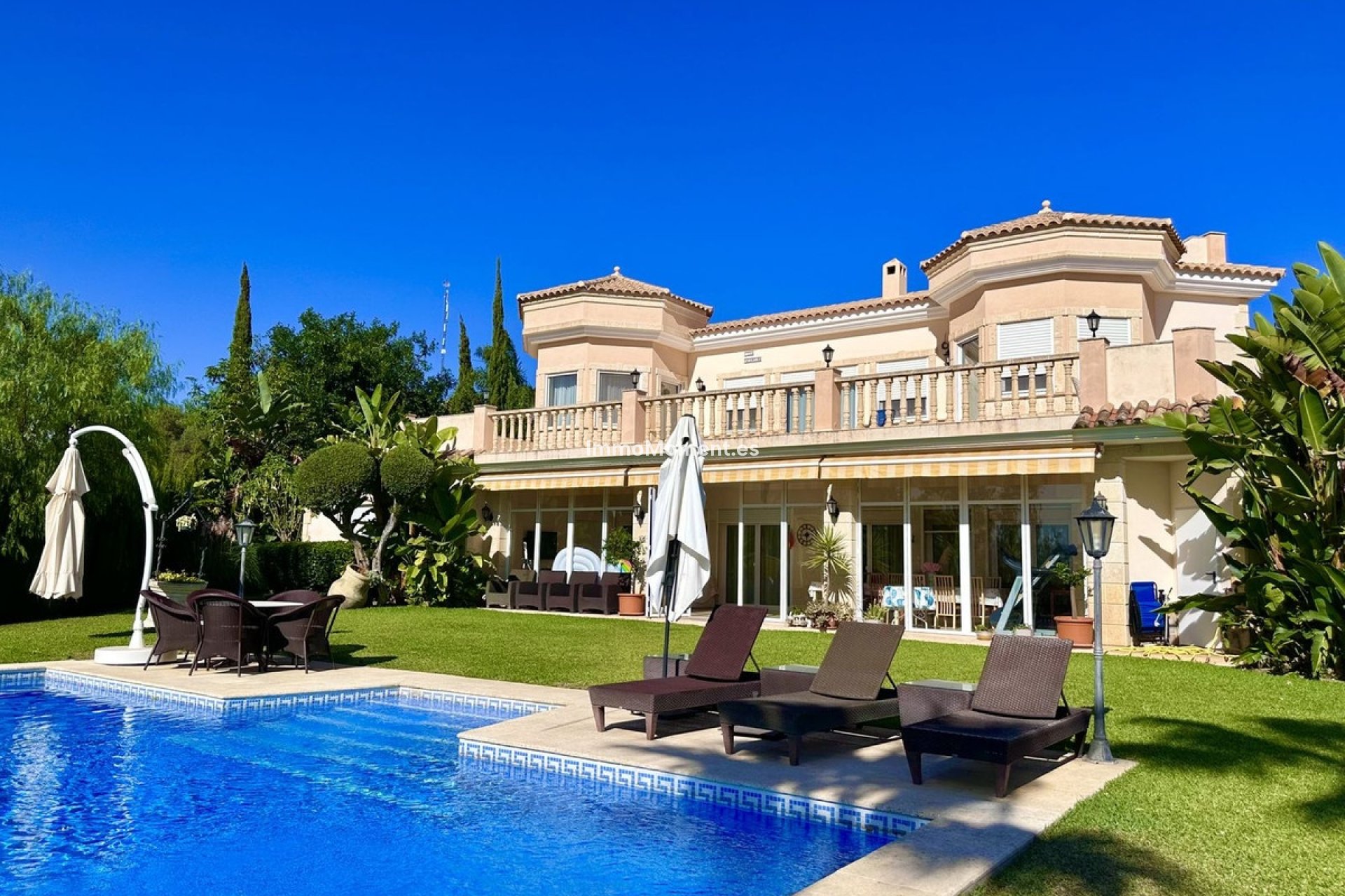 Wiederverkauf - Villa - Marbella - El Rosario