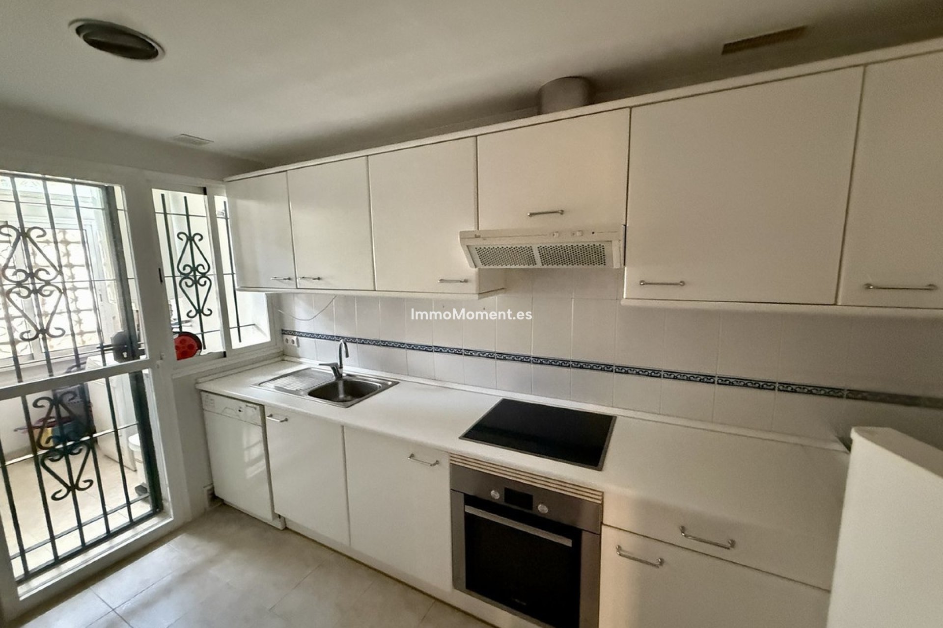 Wiederverkauf - Villa - Marbella - Elviria